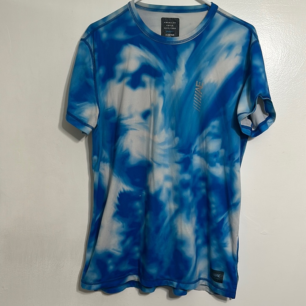 American eagle one color tie dye shirt